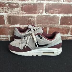 Nike Air Max 1 Shoes Boys Size 2.5 Maroon White Grey Classic Iconic Retro